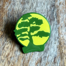 Bonsai Tree Pin [Glows!]